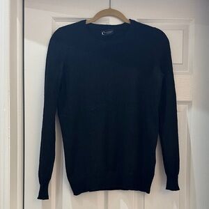 C by Bloomingdale’s Black Cashmere Crewneck Sweater size M